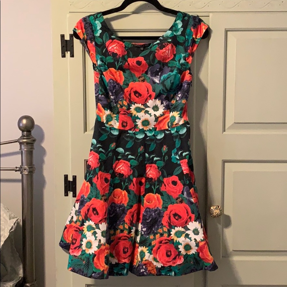 Nordstrom Felicity and Coco floral dress